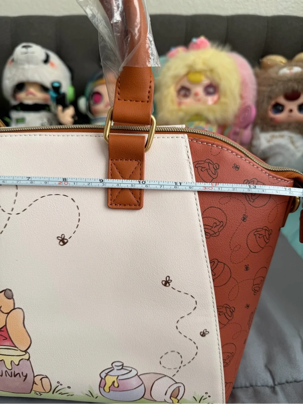 Loungefly Winnie the Pooh Honey Tote Bag - White & Brown, w/ detachable strap.
